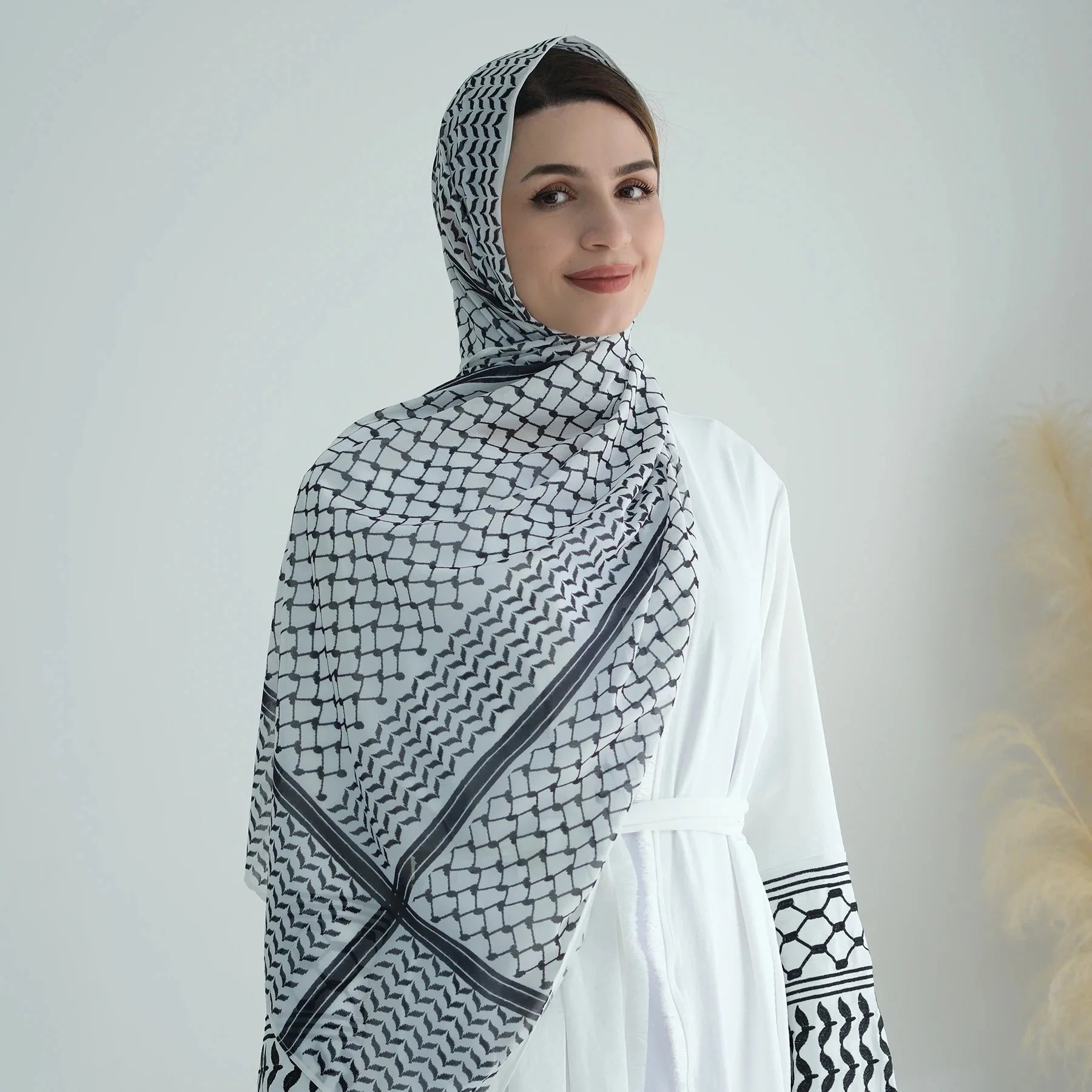 2024 New Palestine Keffiyel Scarf Chiffon Printed Arab Muslim Hijab Dubai Scarf Turban Hijab Fabric Fashionable Scarf