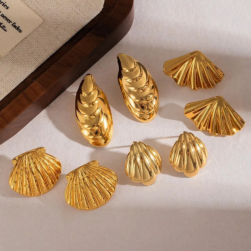 Trendy Personalized Ocean Style 18K Gold Plated Waterproof Striped Shell Stainless Steel Stud Earring Set