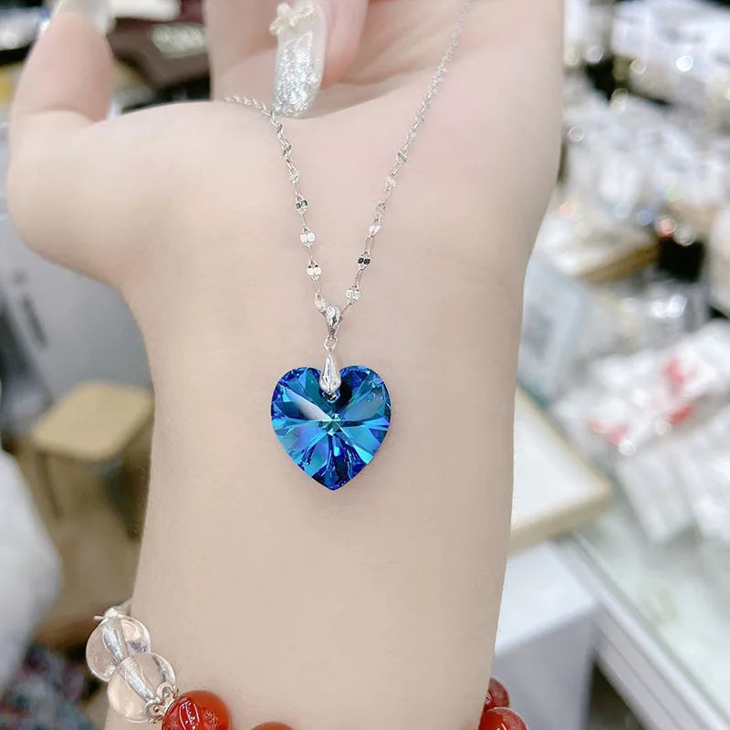 Ocean Heart Necklace for Women Love Crystal Glass Pendant Necklace Simple Temperament Fashion Necklace Jewelry