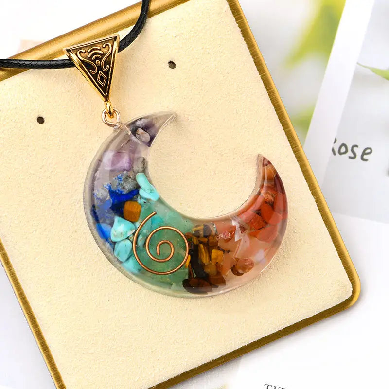 Orgone Chakra Crystal Moon Pendant Necklace Natural Chakra Crystal Gravel Stone Orgone Pendant