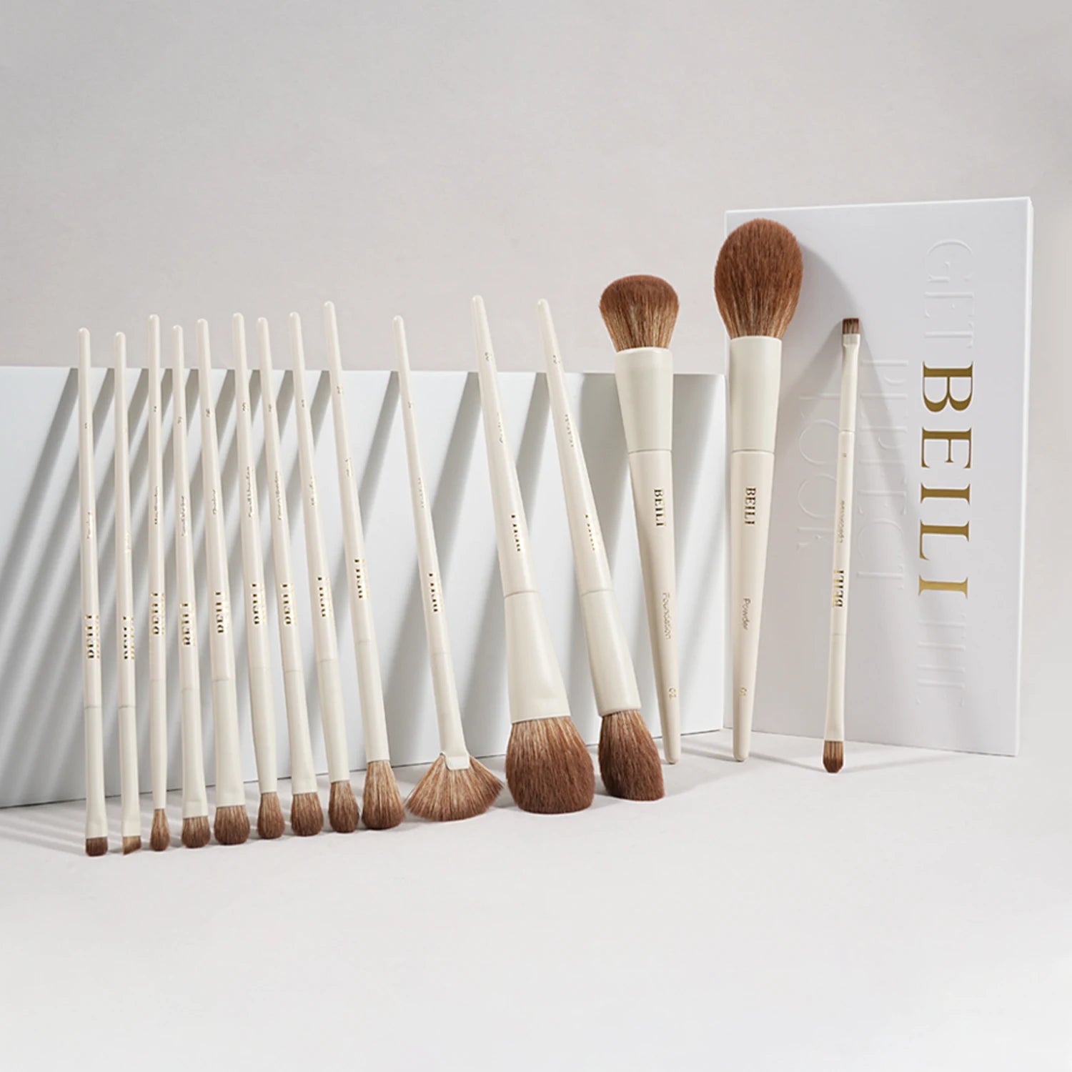 Best Seller 15pcs Beige Soft Synthetic Professional Makeup Brushes Set Custom Logo Eye and Face Glitter Powder Brushes Kits