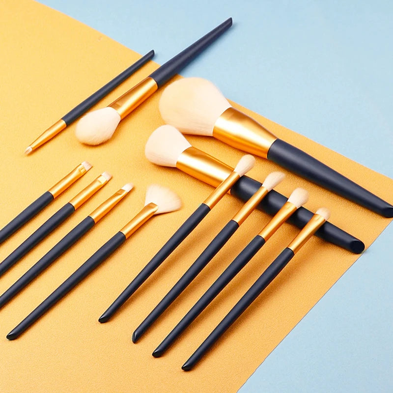 12pcs Foundation Powder Blush Eyeshadow Sponge Brush Eyeliner Brush Soft Hair Cosmetic Tools Custom Logo Makeup Brushes Set