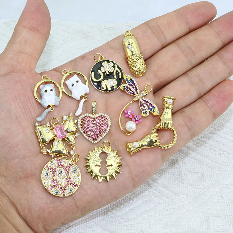CZ8607  18k Gold Plated Moon Faces CZ Cubic Zirconia Dragonfly Holding Hands Bow Cat Heart Charm Pendant for Women Necklace