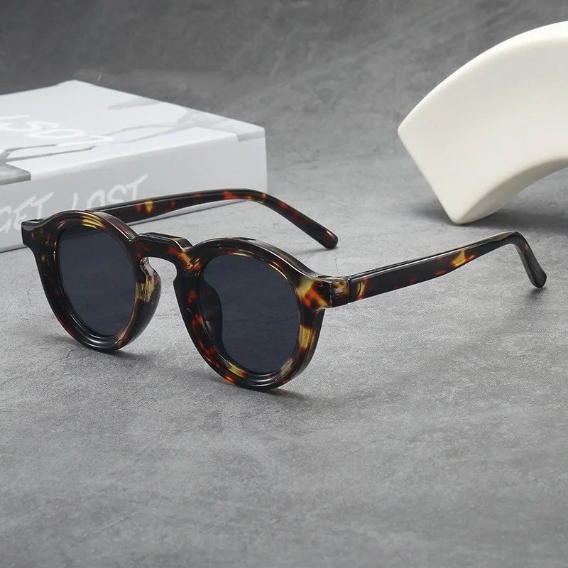 2026Women Sunshade Sunglasses Round Frame Fashion Hip Hop Shade Custom Logo Trendy Men Sunglasses Wholesale