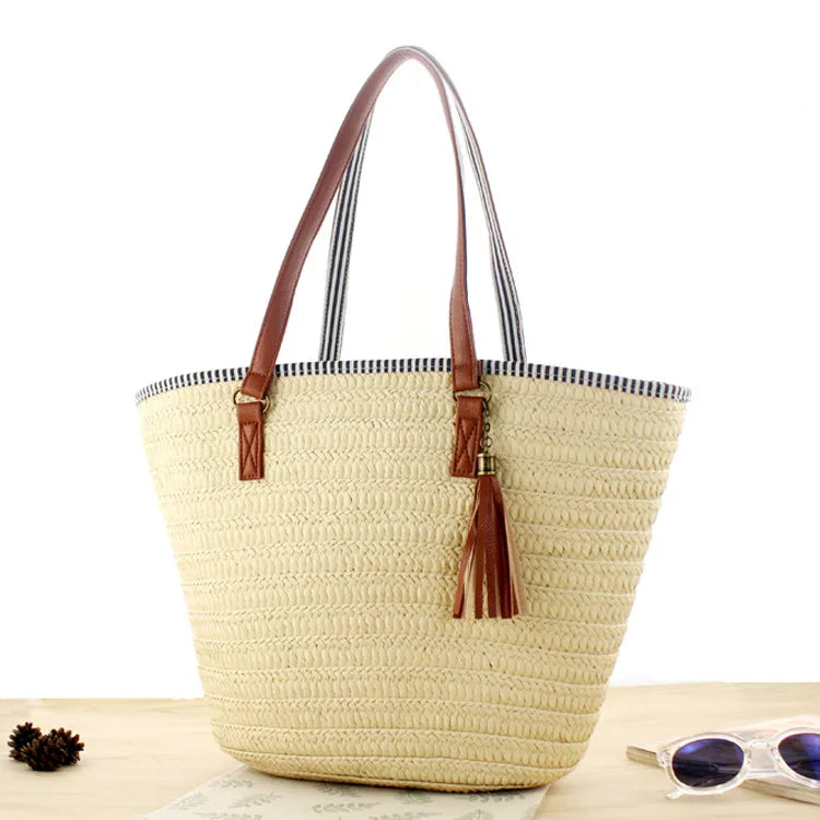 Women's Fashionable Handmade Woven Shoulder Bag Summer Beach Straw Tote Zip Closure Portable Dual for Autumn Spring Travel