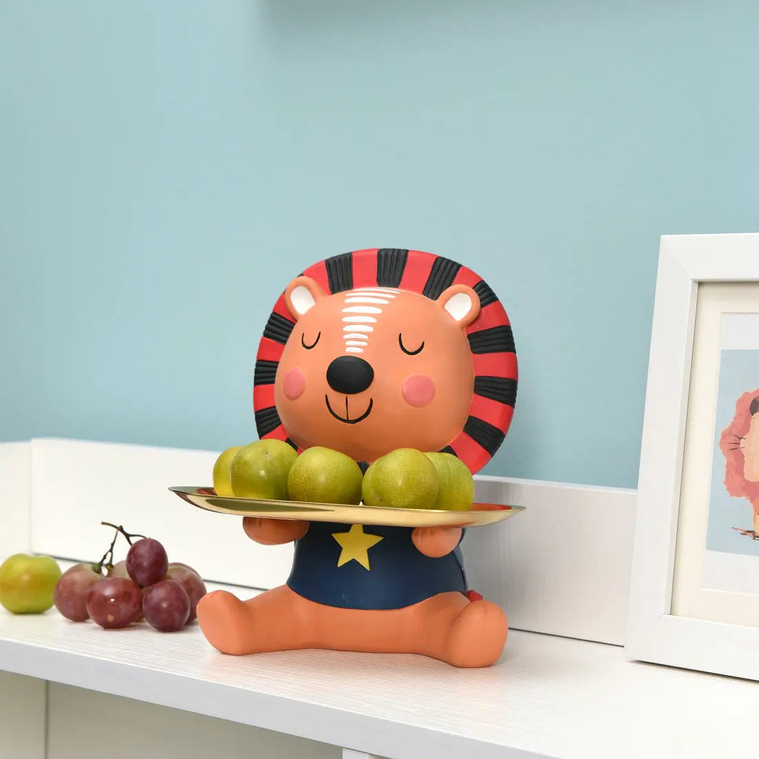 Funny Kids Room Desk Organizer Art Cartoon Painting Lion Statue With Metal Fruit Candy Serving Plate