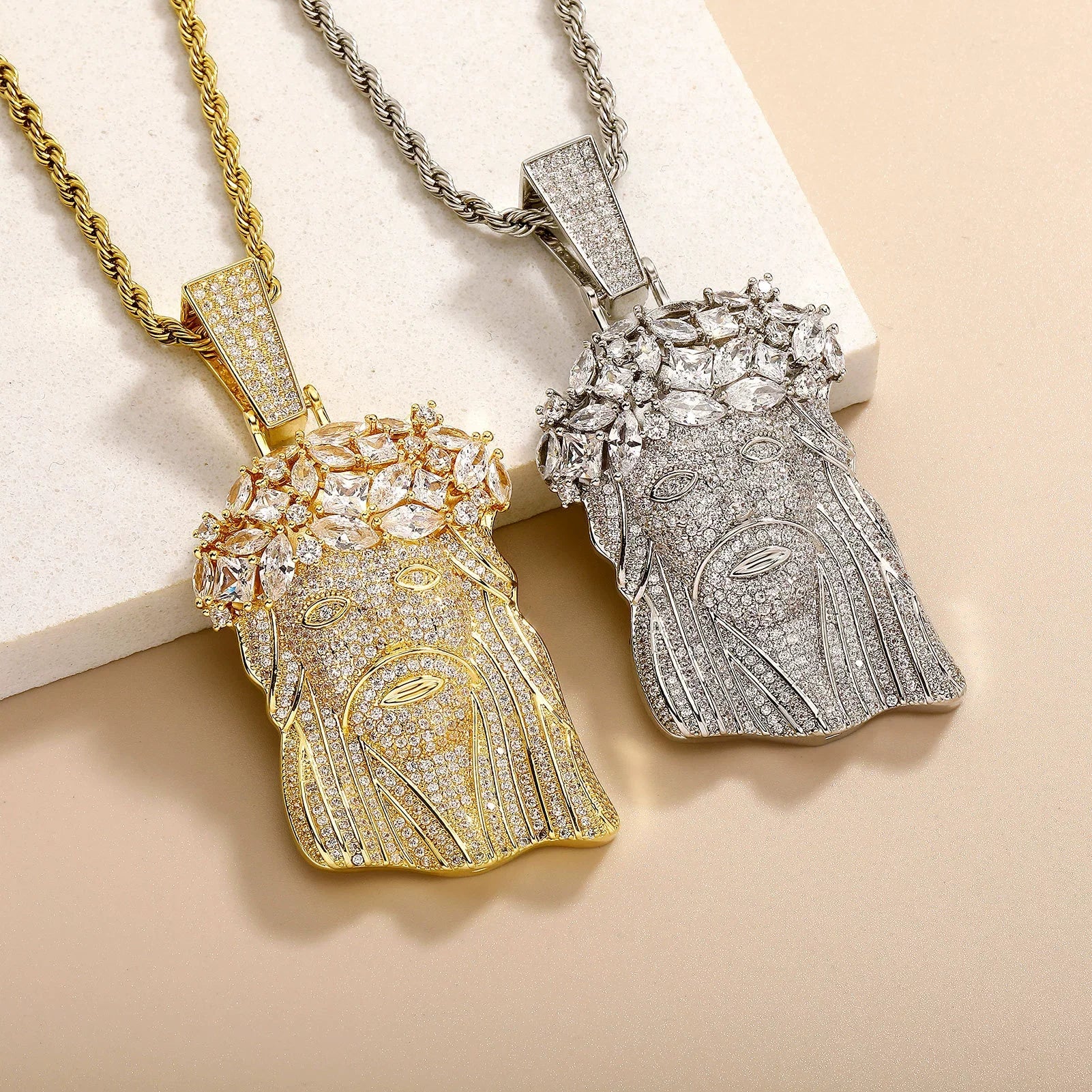 New Arrival Iced Out Pendant Gold Plating Ready to Ship Necklace Women Man Rapper Jewelries