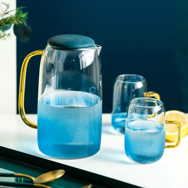 High Borosilicate Glass Water Jug with Plastic Rotatable Lid and Cups Set-Eco-Friendly Modern Design for Party Use