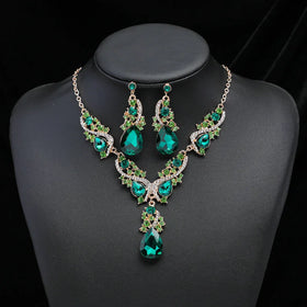 Women's Crystal Necklace Earrings Set Elegant Bridal Floral Cluster Teardrop Statement Necklace Earrings Set