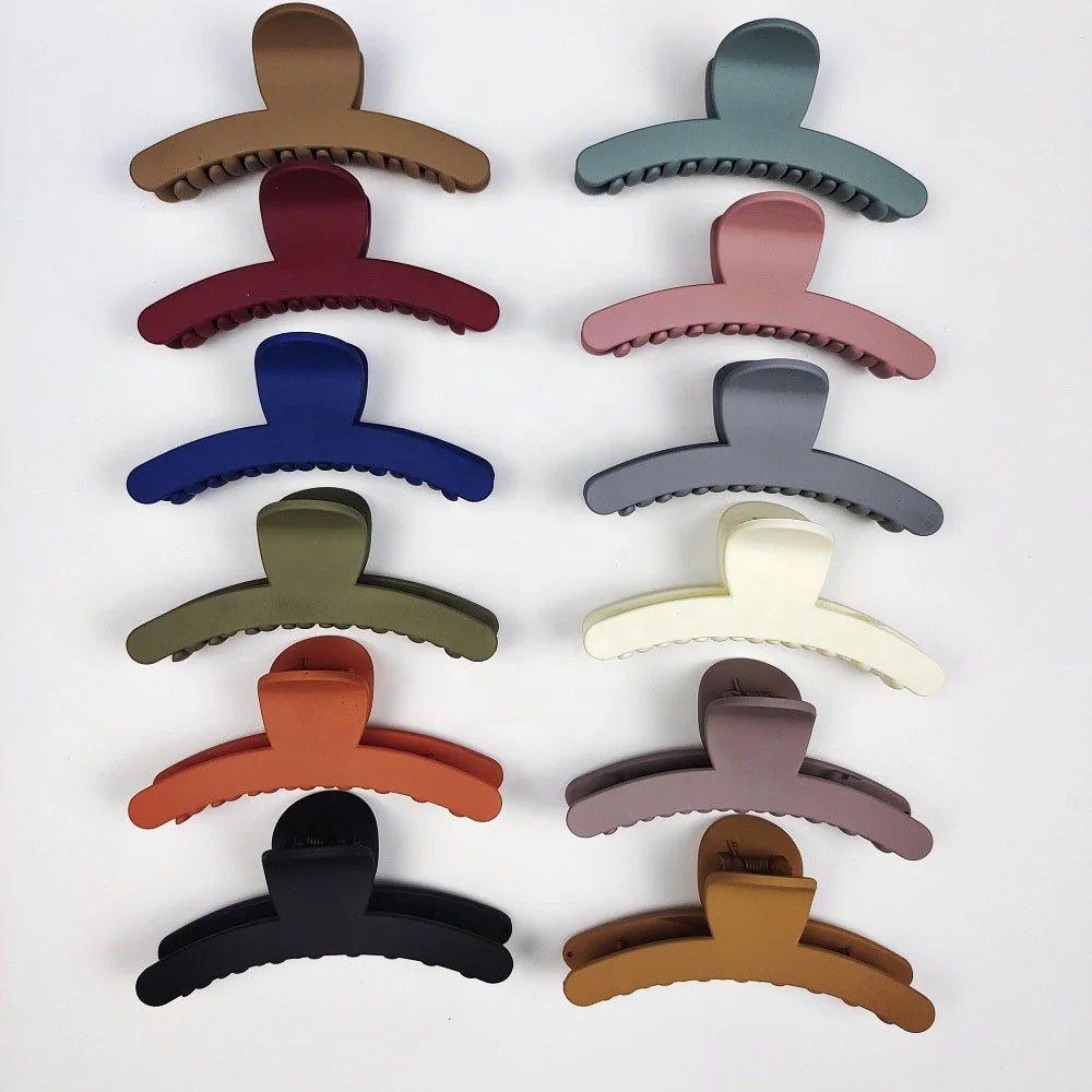 MIO Hot Selling Arc Plastic Hair Claw Fashion Style 11cm Big Hair Clamp Matte Color for Girls Hair Accessories