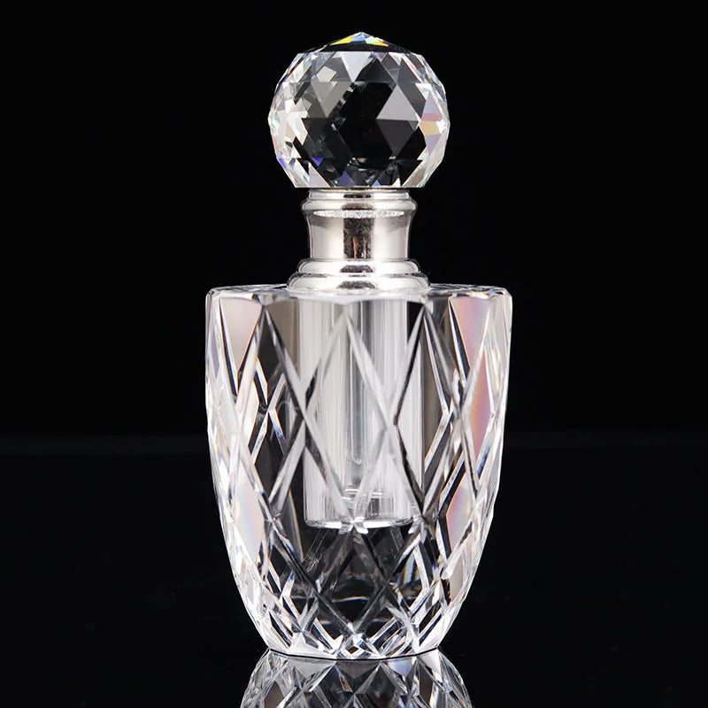 Small Luxury Freeform Crystal Perfume Bottles with Diamond Glass Hot Sales for Wedding Gifts for Other Crystal Crafts