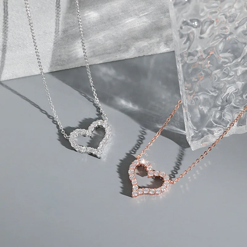 Simple Peach Heart Clavicle Chain Rose Gold Fashion Exquisite Heart-Shaped Zircon Heart 18K Gold Necklace Gifts for Women