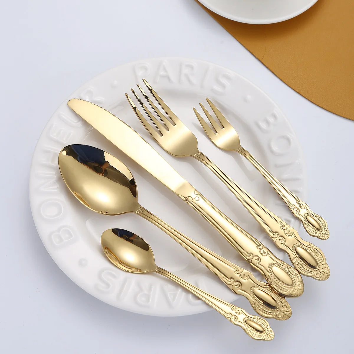 Luxury Embossed Gemstone Handle Stainless Steel Flatware Set Gold Knife Fork Spoon Wedding Cutlery Set