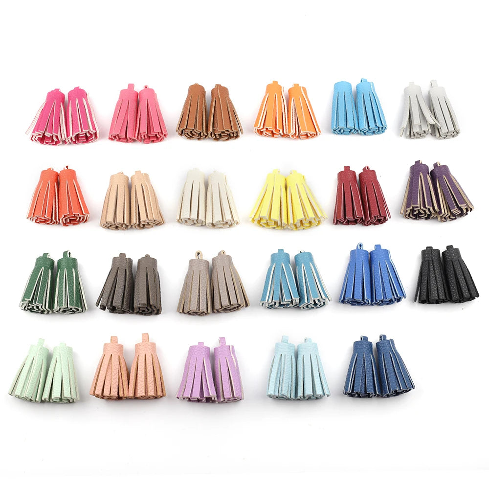 Custom 45mm Red Faux Leather Tassel Charm for Car Keychain Bag Purse Pendant Decoration PU Tassel Bag Accessories MegaBDM