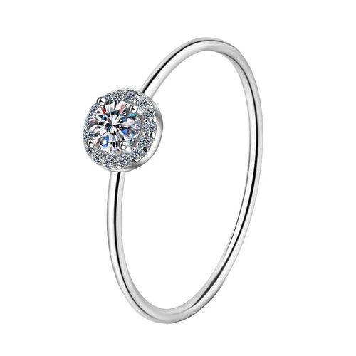 0.3 Carat White Color Moissanite Diamond Luxury 925 Sterling Silver Ring for Women