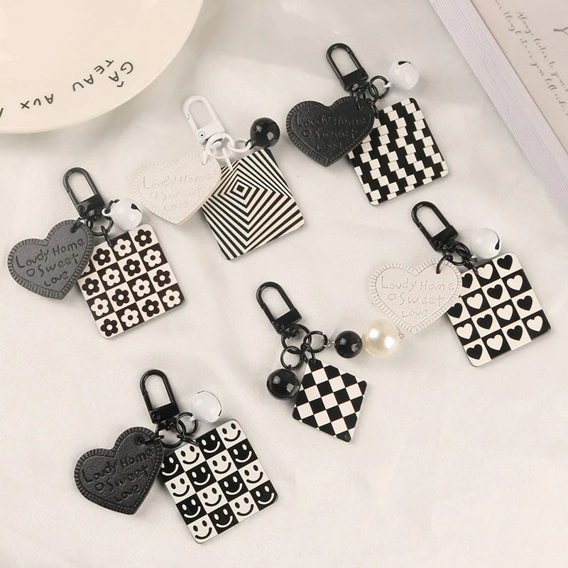 Retro Black White Plaid Smiley Leather Heart Acrylic Square Bell Pearl Keychain Earphone Case Pendant Bag Decoration