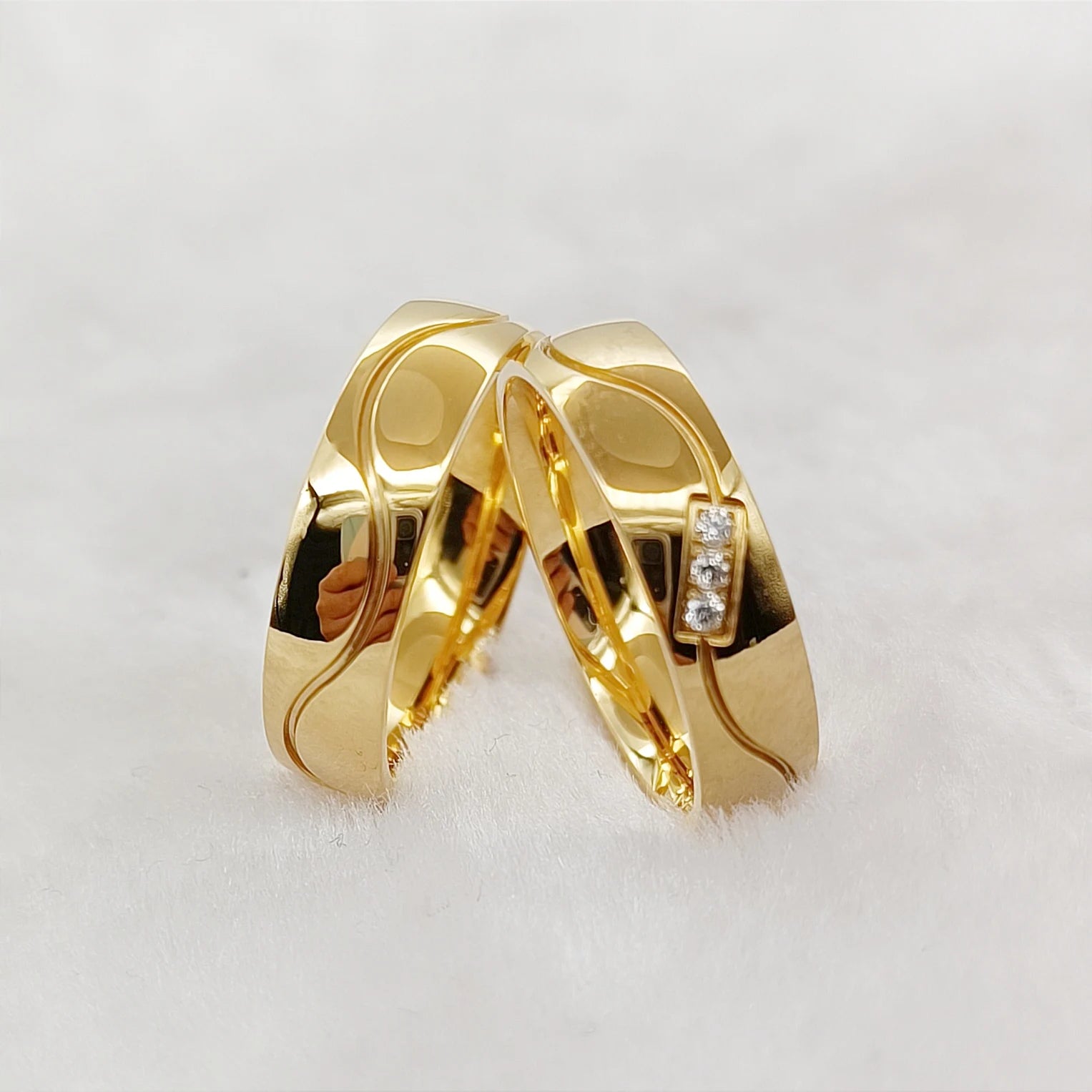 Classic Wedding Bands Rings for Men and Women 18k Yellow Gold Plated Stainless Steel Jewelry Bridal Sets Polishing