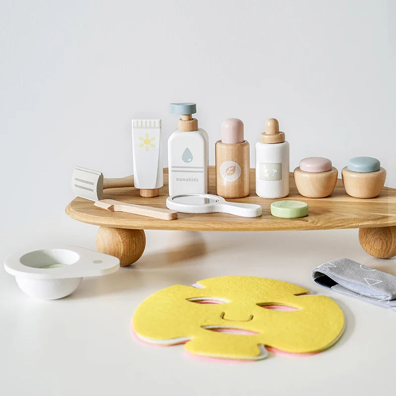 Montessori Wooden Pretend Play Preschool Makeup Role Cosmetic Skin Care Play Set Children Educational Toys for Kids Boys Girls