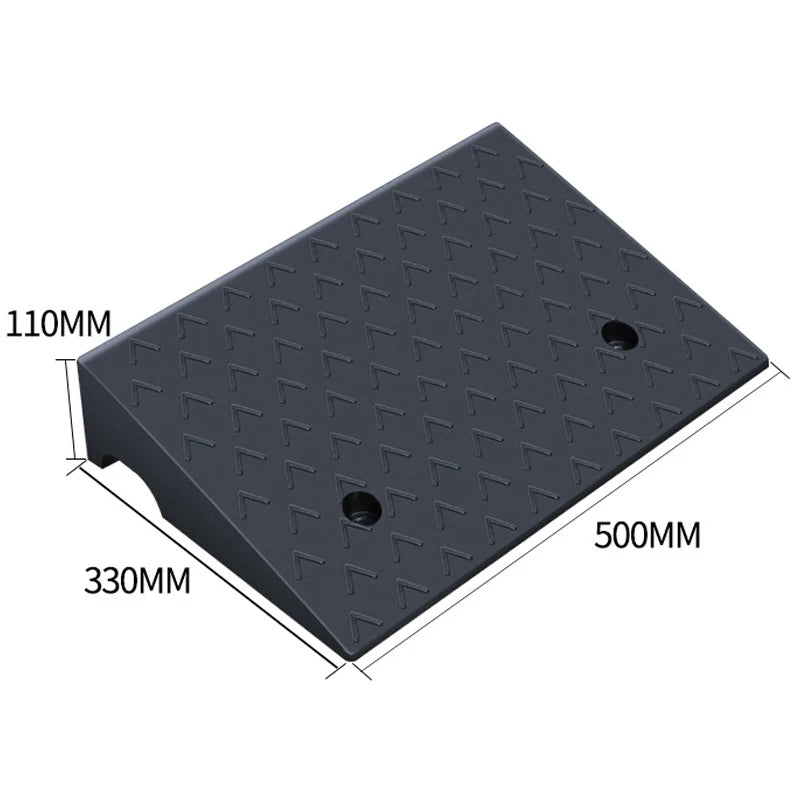 500*300*110mm PVC Covered Speed Bumps Roadway Safety Kerb Ramp with Rolled Edge Car Rubber Driveway Curb for Road Application