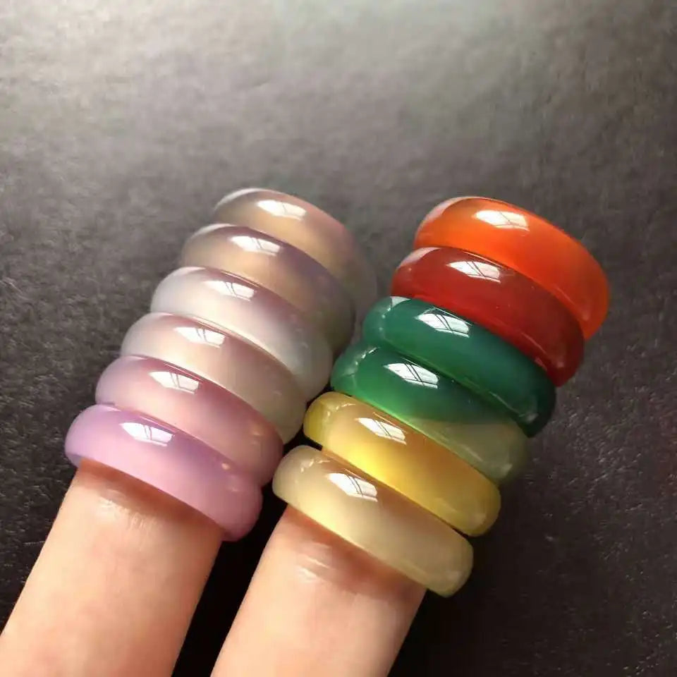 Factory Wholesale High Polished Crystal Round Rings Natural Gemstone Carnelian Rings for Women