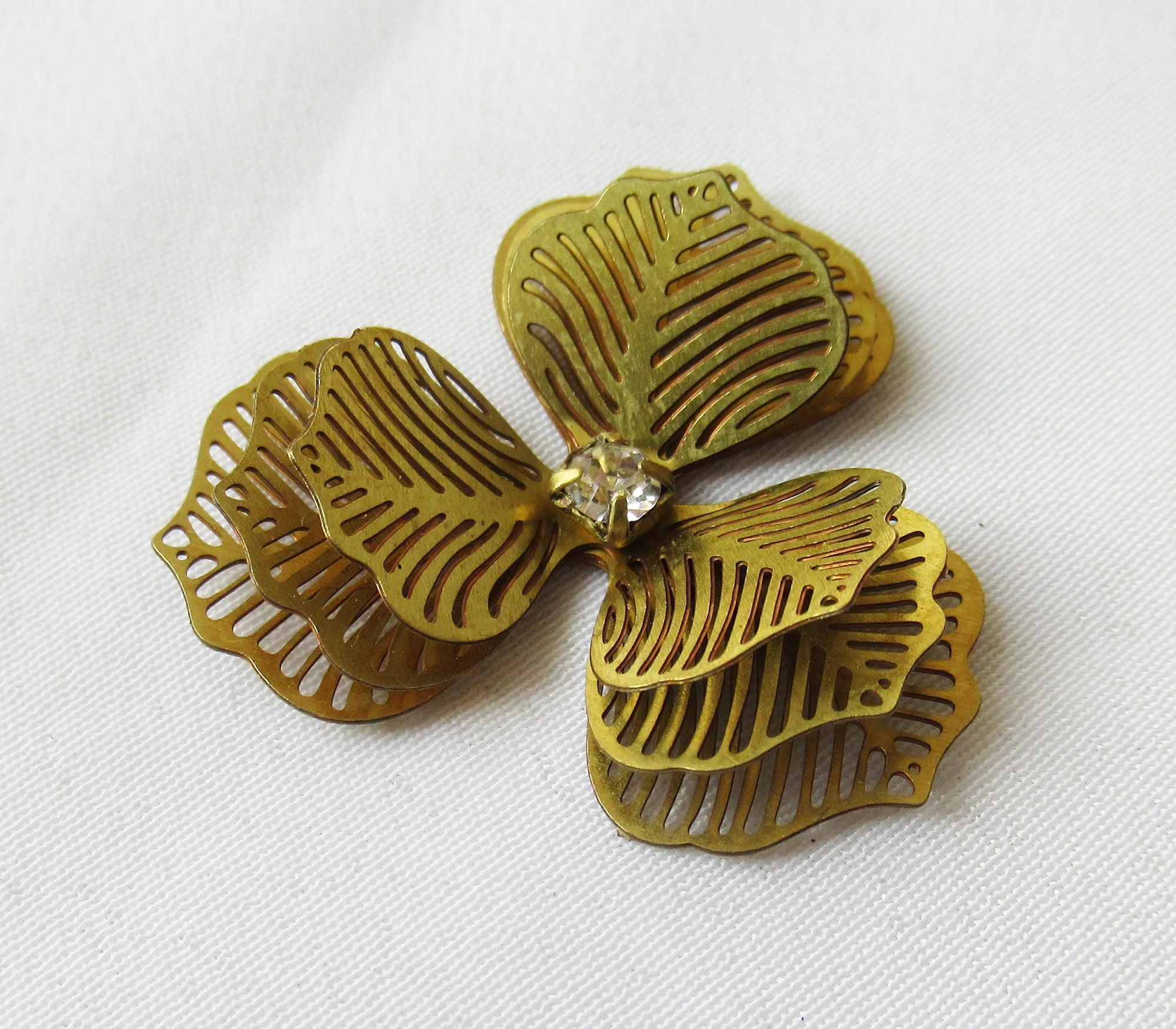 Brass Vein Flower 29mm Three-petaled Assembled Floral Finding Fashion Design Components