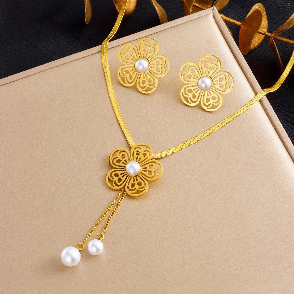 New Arrivals 2PCS Vintage Gold Flower Bow Circular Necklace White Pearl Rose Necklace for Women Birthday Party Jewelry Gifts