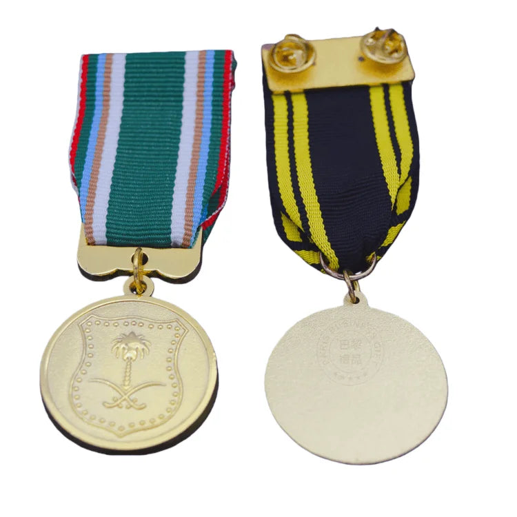 Saudi Commemorative Award Medal 3D Gold Design Featuring Palm Tree & Crossed Swords with Regional Cultural Elements