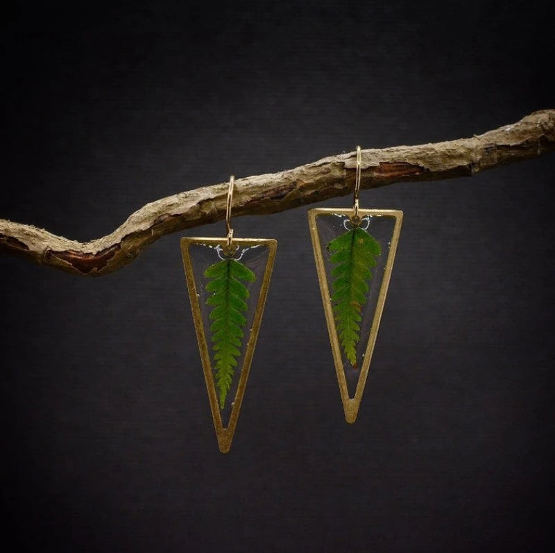 INS Hot Sale Jewelry Green Artificial Leaf Enamel Triangle Earrings Geometric Women