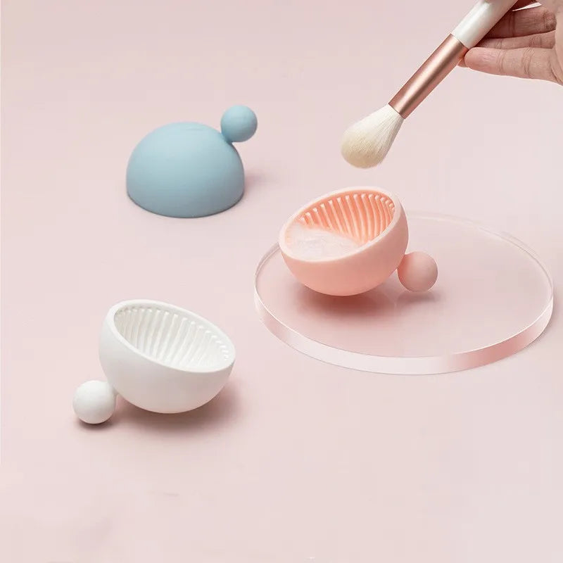Low MOQ Silicone Makeup Brush Cleaning Bowl Cosmetic Puff Makeup Sponge Cleaner Pad