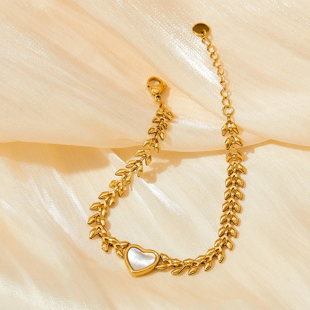 Waterproof Stainless Steel Ear of Wheat Shape Chain Bracelet PVD Gold Plated Chain Mother of Pearl Heart Loves Bracelet
