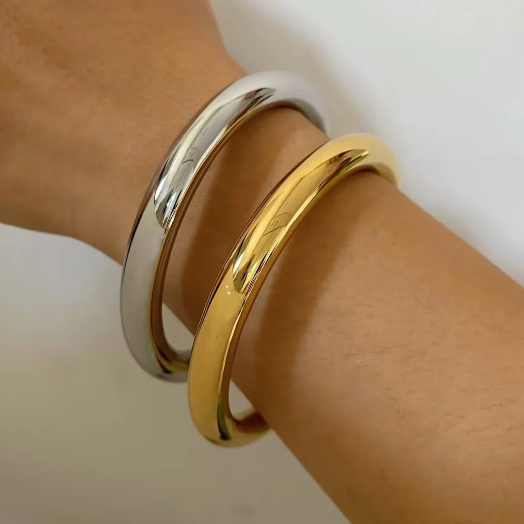 18K Gold Plated Stainless Steel Chunky Stretch Bracelets Glossy Stackable Shiny Thin Round Stainless Steel Bangle Bracelets