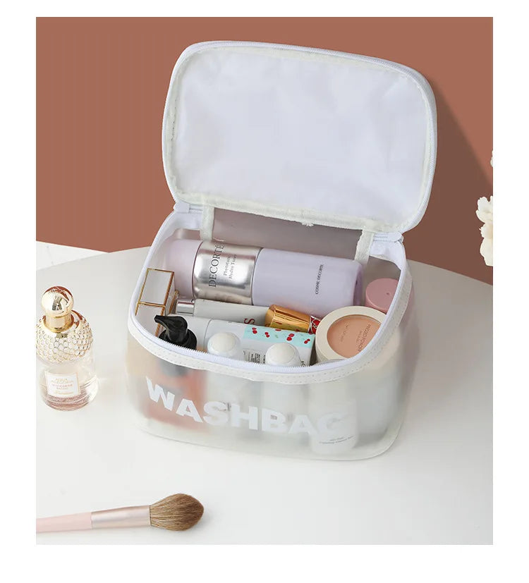 Large Capacity Eco-Friendly Fashionable PVC Travel Makeup Bag Zipper Closure Stylish Letter Pattern for Cosmetic Storage