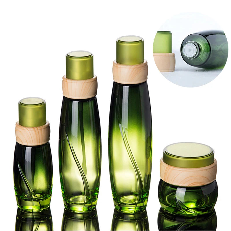 Green Luxury Cosmetics Glass Bottle Set 50g Cream Jar Facial Toner Bottle 100ml Serum Pump Bottle