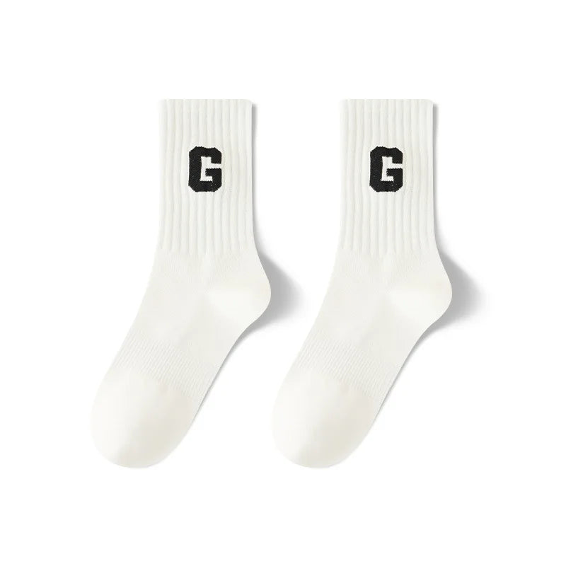 Custom High Quality Autumn Mid-Calf Jacquard New Letter Cute Breathable Athletic Body Cuff Polyester Cotton Women Sports Socks MegaBDM