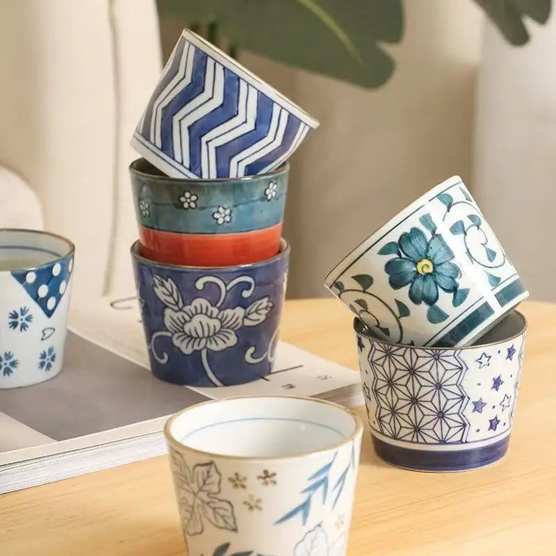 M 200ml Hand-painted Ceramic Sake Cup Floral Pattern Coffee Cup Large Capacity Teacup High Temperature Drinking Water Cups Gift