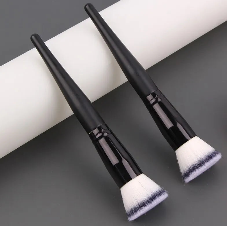 High Quality Private Label Flat Head Foundation Brush for Makeup