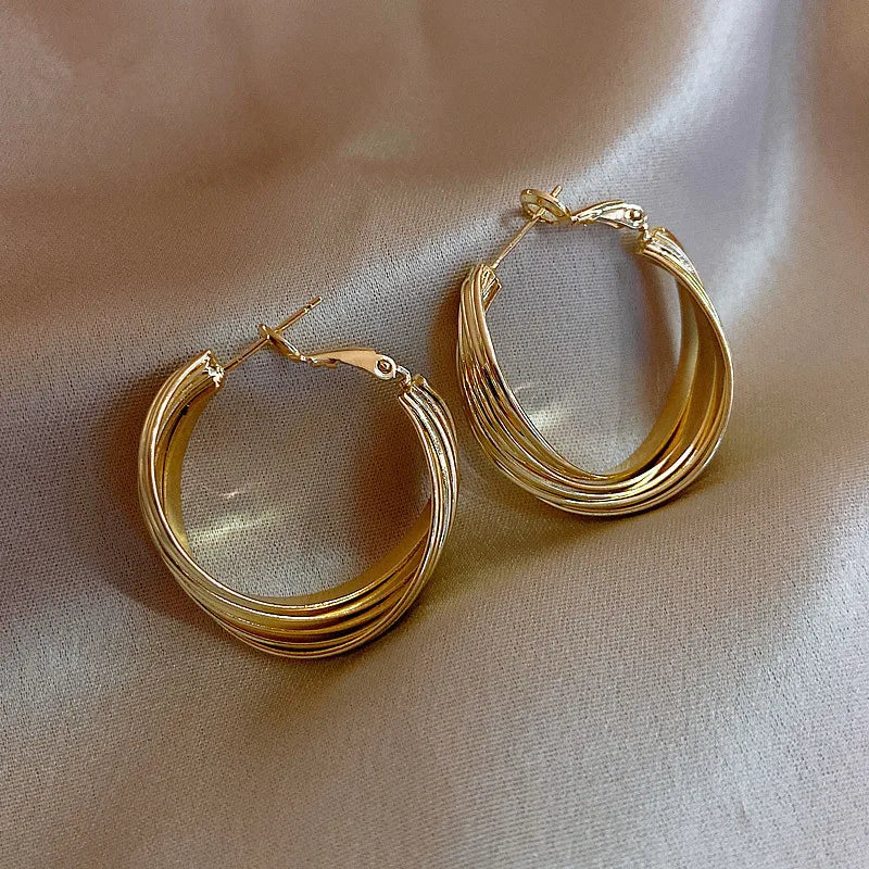 New Arrival Gold-plated Copper Twisted Multi-hoop Earrings Geometric Ring Earrings