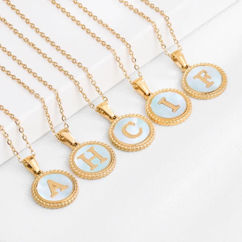 Fashion Customize 18K Gold Initial 26 Letter Round Pendant Stainless Steel Chain Locket Shell Pearl Jewelry Necklace for Women