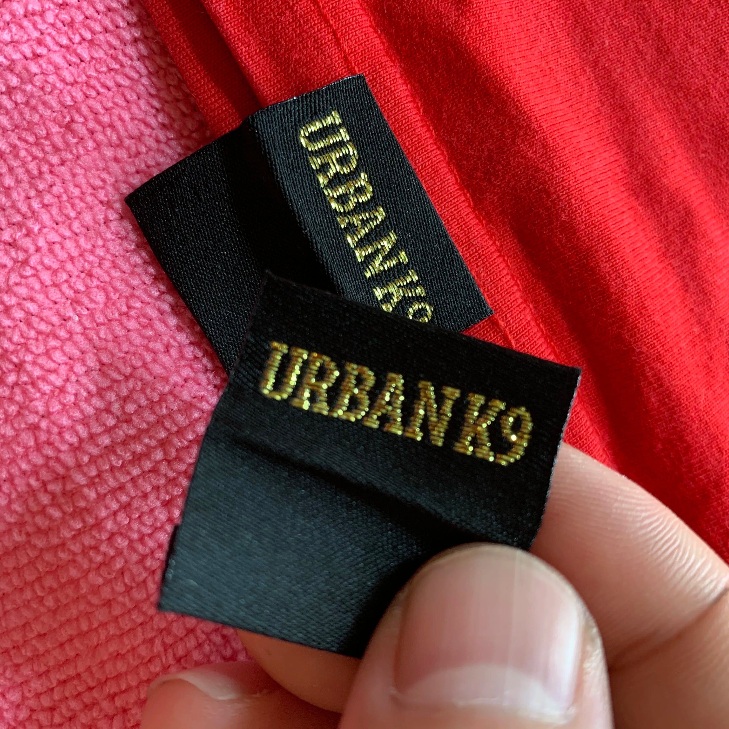 Special Surface Gold Thread logo Shirt Hem Labelbright Gold logo Shiny Hem Tag for Outside Clothing