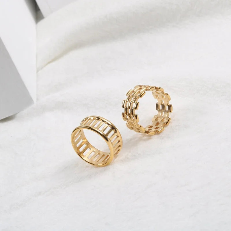 Women Popular 18K Gold PVD Plating Stainless Steel Chunky Link Hollow Chain Engineer Ring