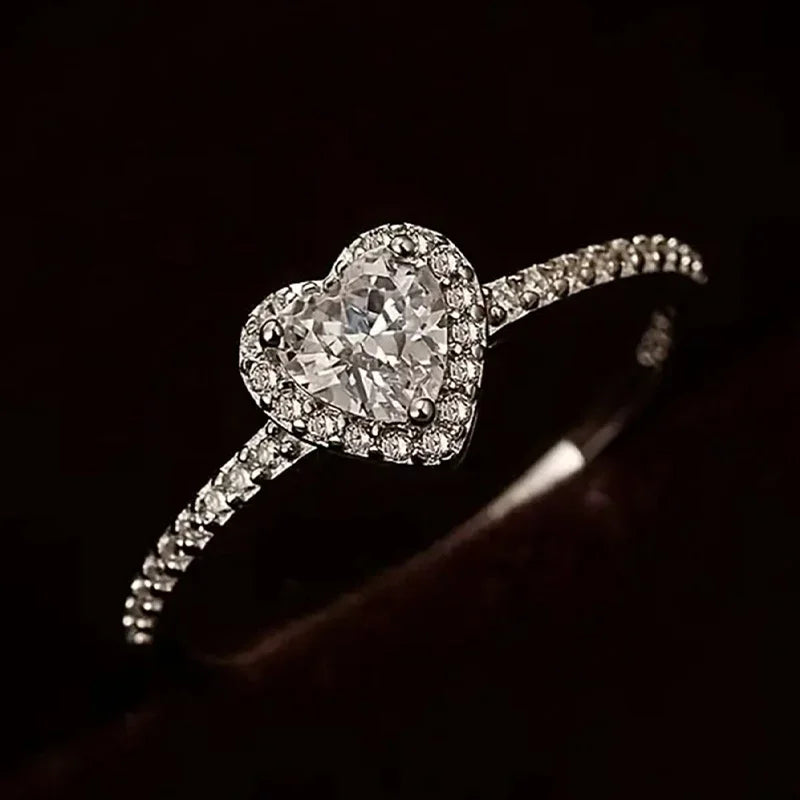 Huitan S925 Wedding Rings for Manufacturer Exquisite Heart Shaped Imitated Diamond 925 Sterling Silver Rings for Women Jewelry