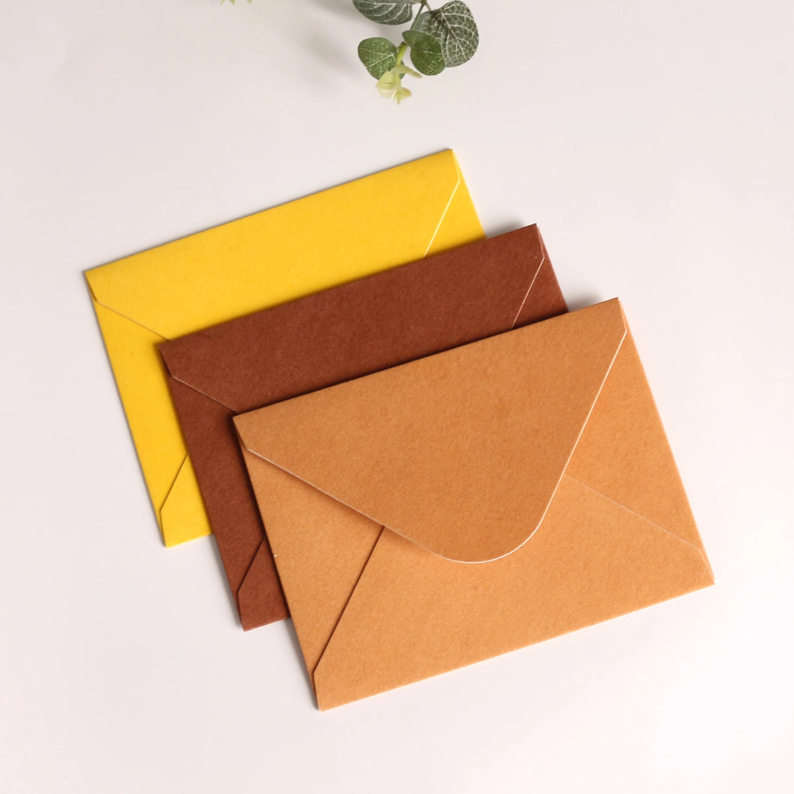 Hot Sale New Multicolor Velvet Envelope for Wedding or Party