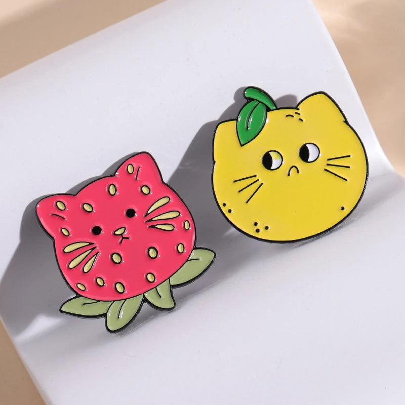 7 Styles Fruit Cat Brooch Custom Strawberry Watermelon Pear Cat Soft Enamel Pins Lapel Badges Cute Animal Pins for Kids Friends