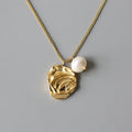Hot Sale Minimalist Gold Plated Stainless Steel Freshwater Pearl Irregular Geometric Pendant Necklaces