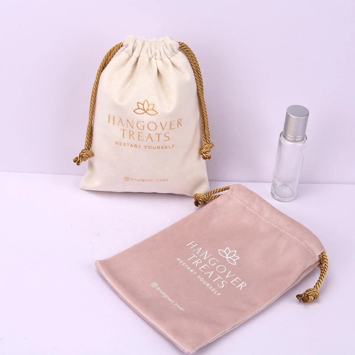 Hot Sale Velvet Fabric Drawstring Wedding Party Favor Gift Bag Velvet Packaging Jewelry Pouch