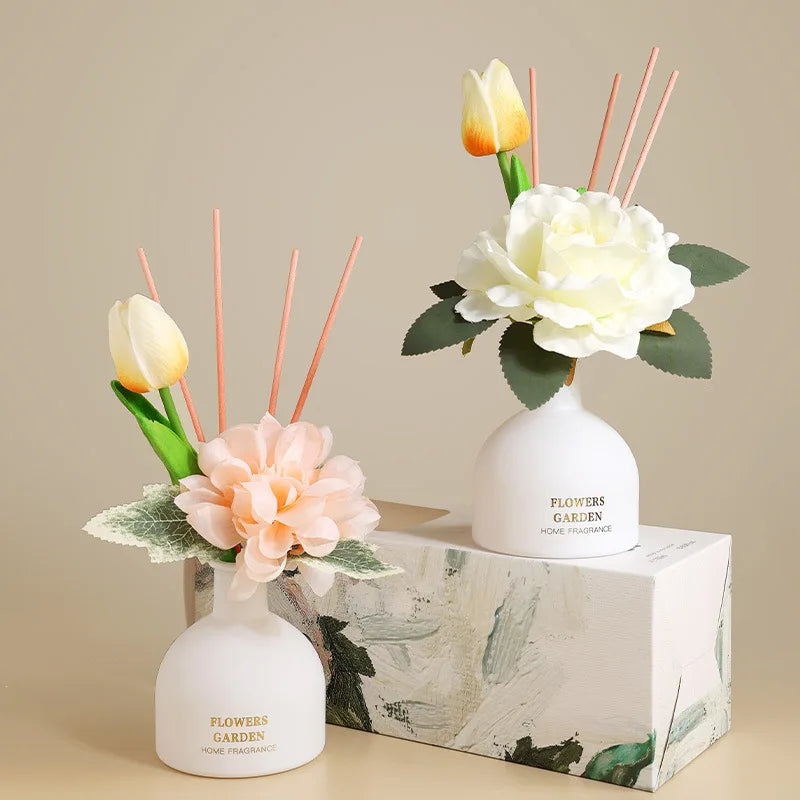 Solid Glass Fire-Free Aromatherapy Perfume Oil Diffuser Long-Lasting Floral Fragrance for Indoor Use Floral Flower Shape