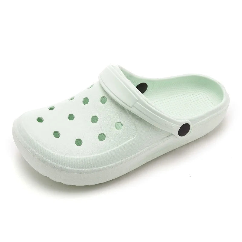Women's Lightweight EVA Summer Clogs Breathable Antislip Beach Seaside Garden Slippers Men's Outerwear Platform Clogs