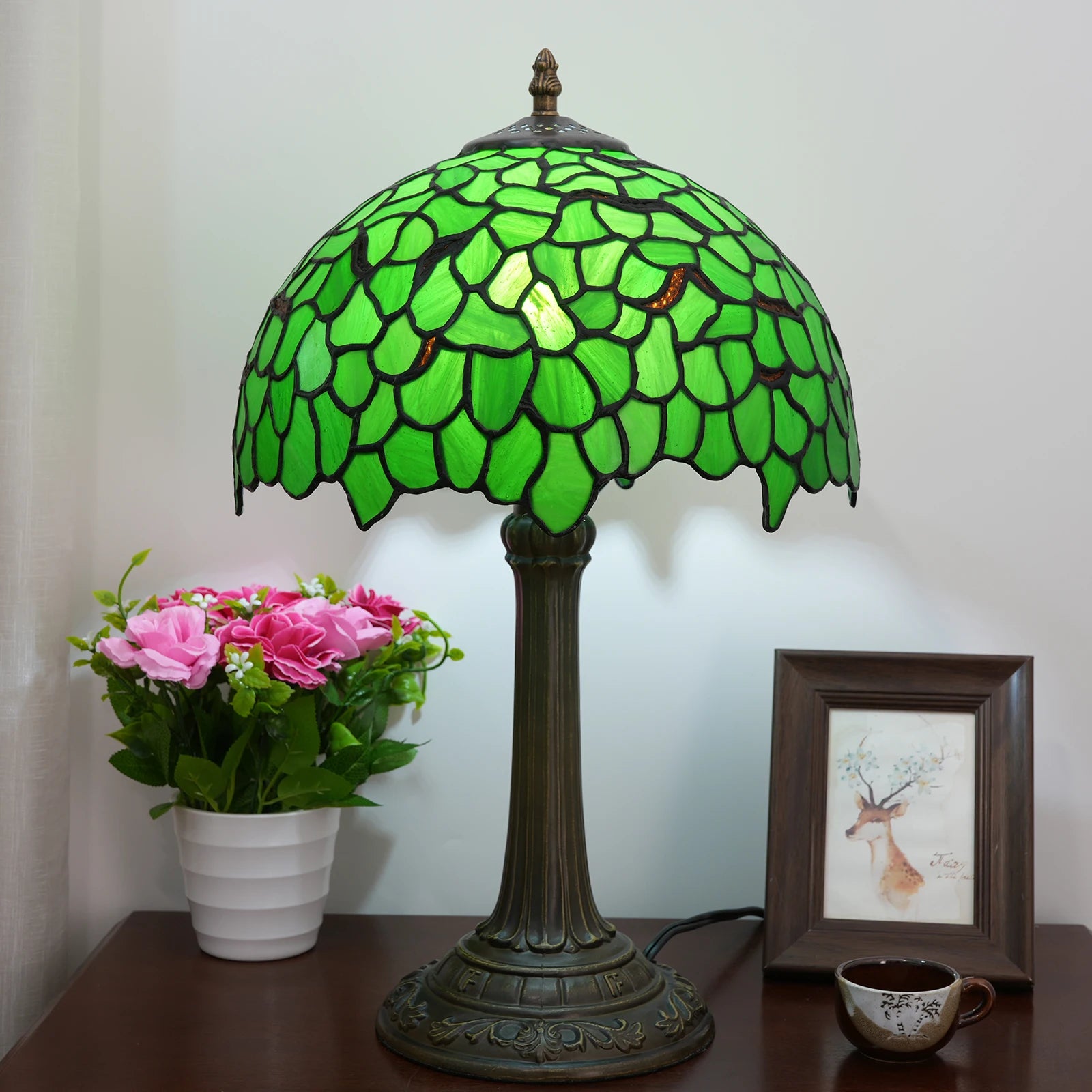 Vintage Design Amiercian Art Handcraft Stained Glass Green Leaf Luxury Hotel Home Decor Desk Light tiffany Glass Table Lamp