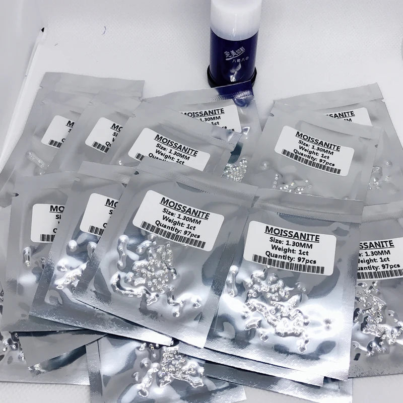 Wholesale 0.8-3.0mm D EF GH IJ Small Size Moissanite Round VVS White Synthetic Loose Moissanite Melee
