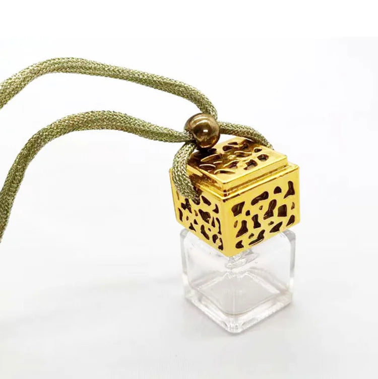8ml High Quality Essential Oil Diffuser Glass Bottle Hanging Car Square Empty Perfume Bottle Car Hanging Bottle